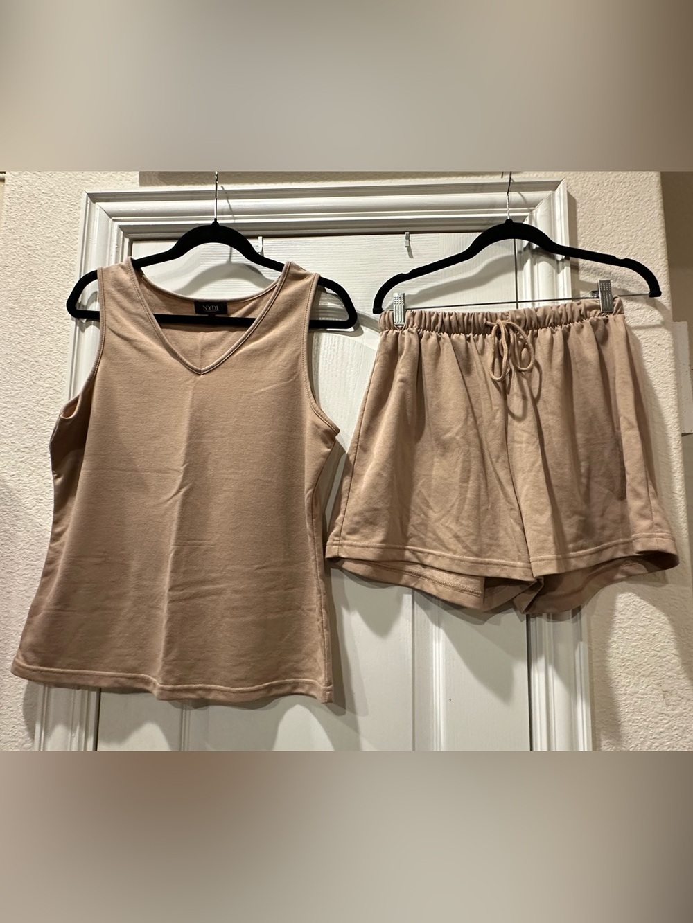 NYDJ Women's Beige V-Neck Tank & Drawstring Lounge Shorts Set